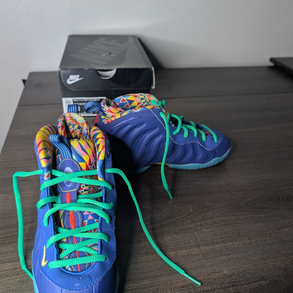Nike Kids Blue and Green Shoes